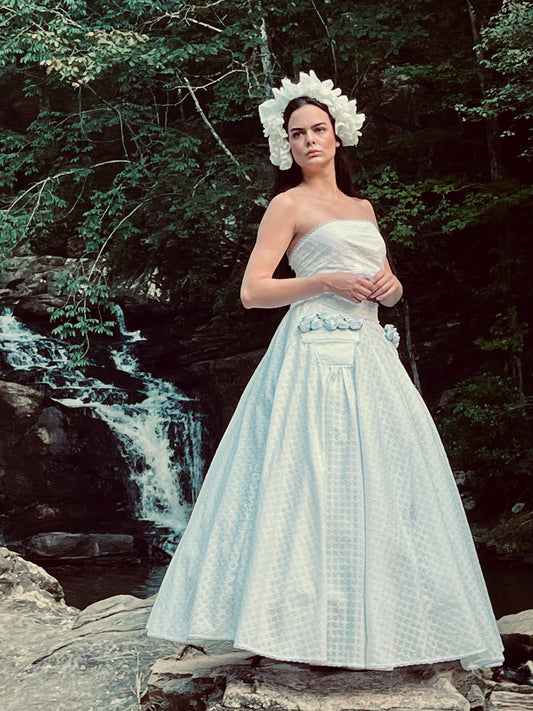 Ruffled Eyelet Headpiece