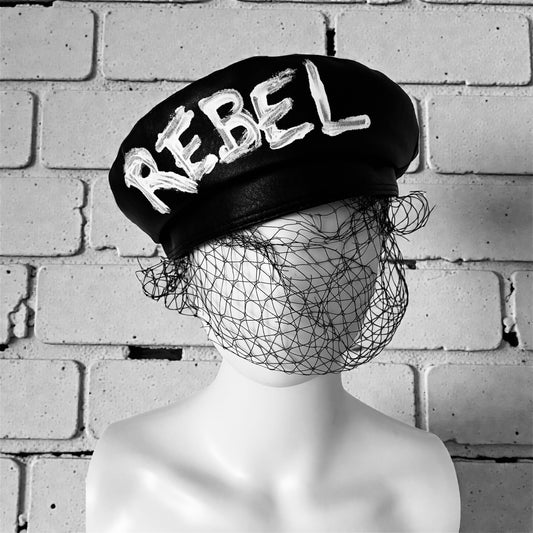 REBEL GRUNGE BERET
